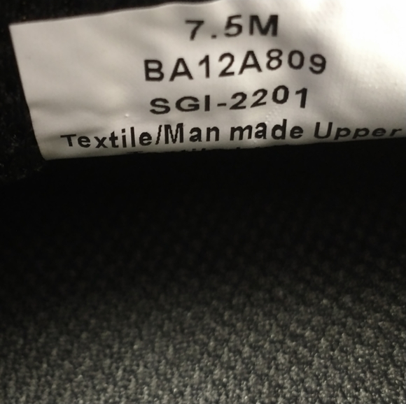 #033 Sz 7.5M NIB BASS OUTDOORS White Shoes - Picture 12 of 16